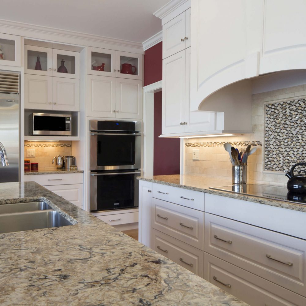 simple traditional kitchen design